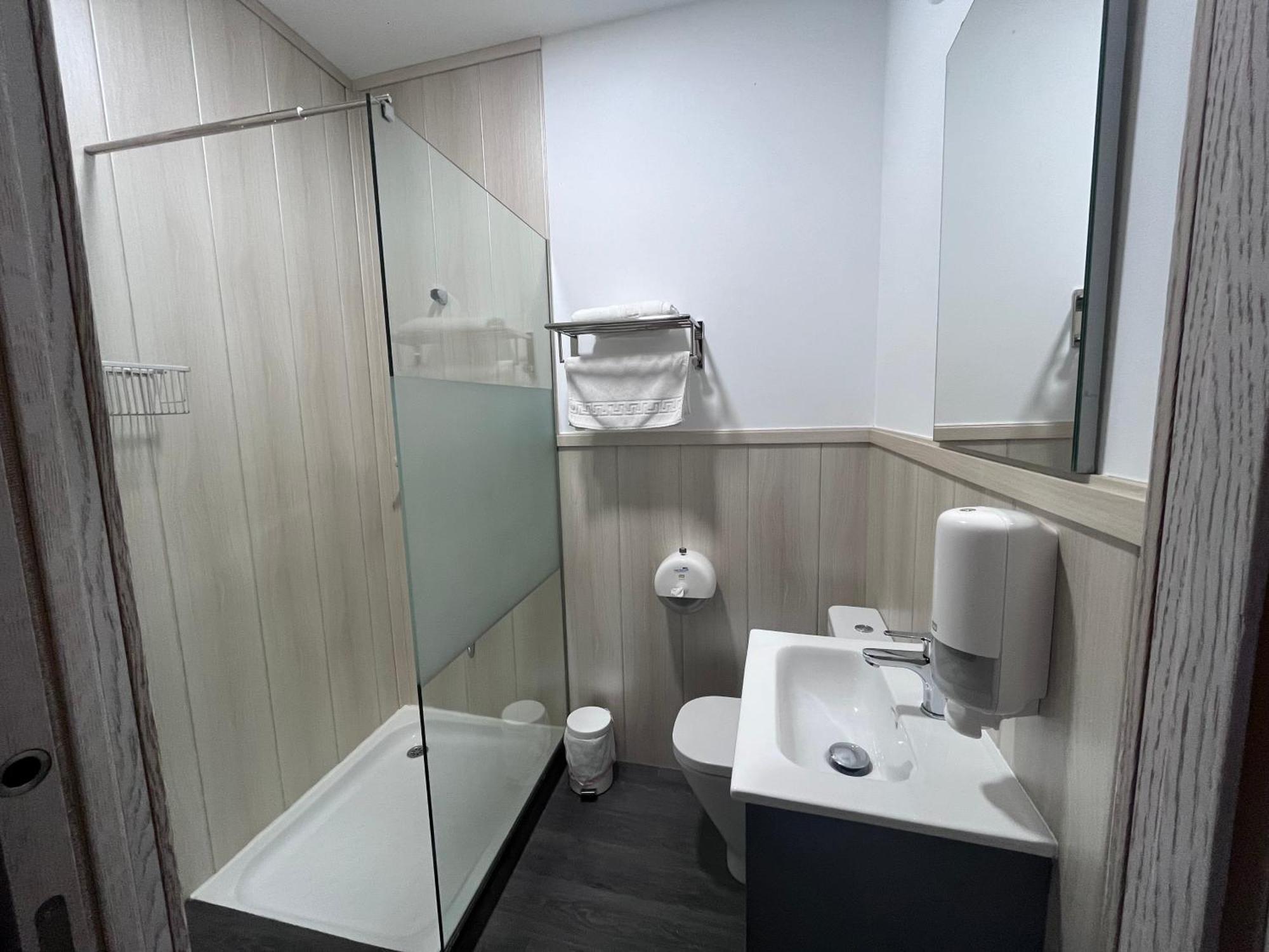 Aparthotel Balcones De Bentomiz Velez Malaga Esterno foto