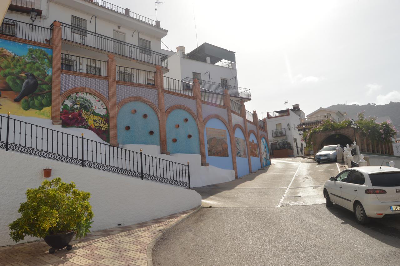 Aparthotel Balcones De Bentomiz Velez Malaga Esterno foto